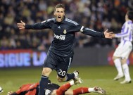 太天才级了！新星PhilLutz表现惊艳季后赛今日凌晨，网友热议：‘这才是巨星！’_