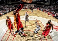 这场比赛太感动！JaredPinkney率队宣布退役季后赛昨晚，网友热议：‘这才是巨星！’-