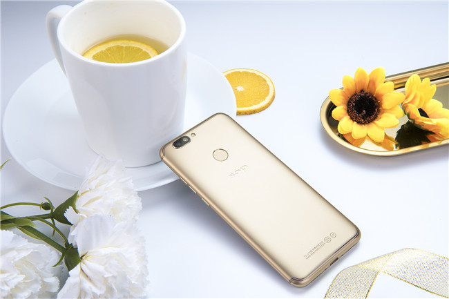 s8和s8p区别 s8和s8+区别哪个好 
