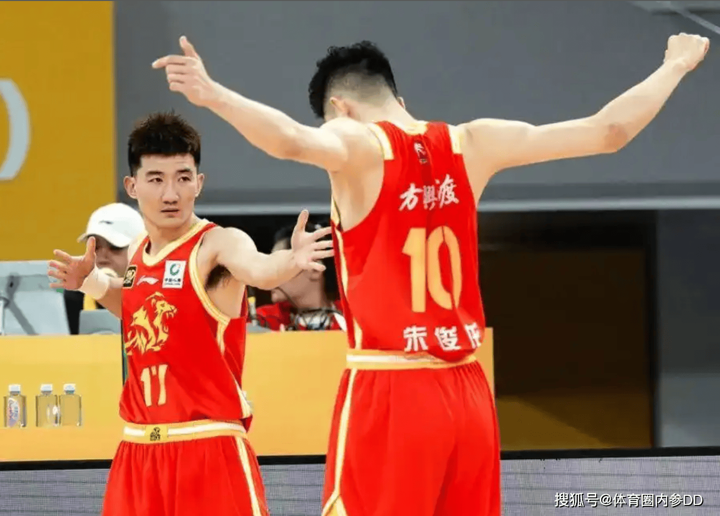 关于辽宁队主场迎战福建男篮，士气高涨备战的信息